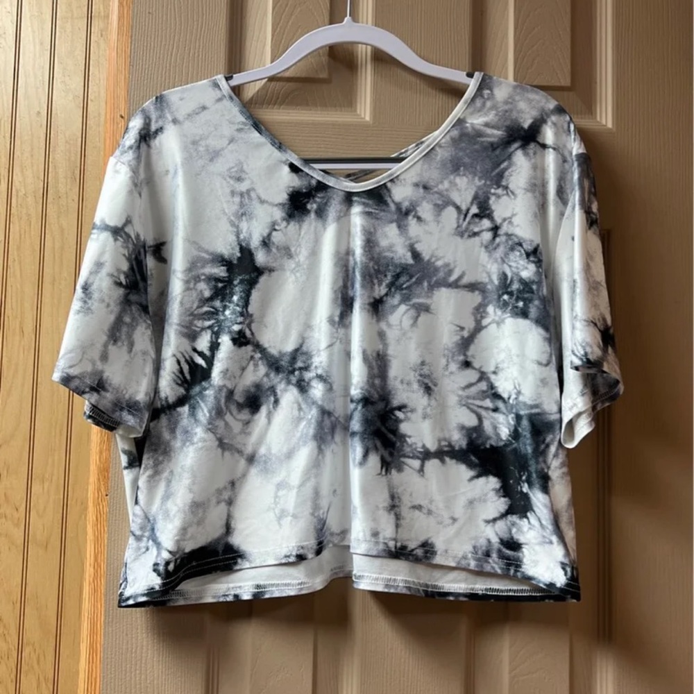 Women’s crop top